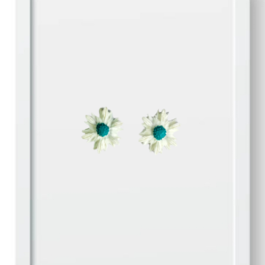 White Wild Flower (Studs) - Handmade Polymer Clay Earrings